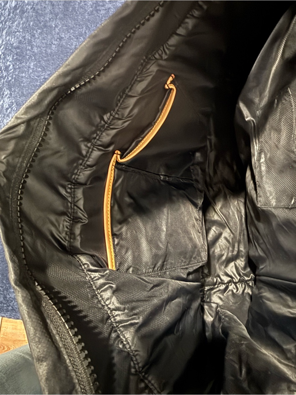 MZ Wallace Quilted Large Metro Tote Black with Padded Handles - Picture 5 of 6